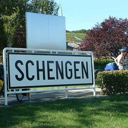 Немцы предложили ввести внутри Шенгена погранконтроль