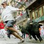 Испания. В Испании пять человек получили ранения, убегая от 12 разъяренных быков